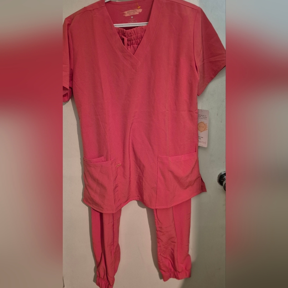 Elite Med Coral Scrub Set Sx.L NWT